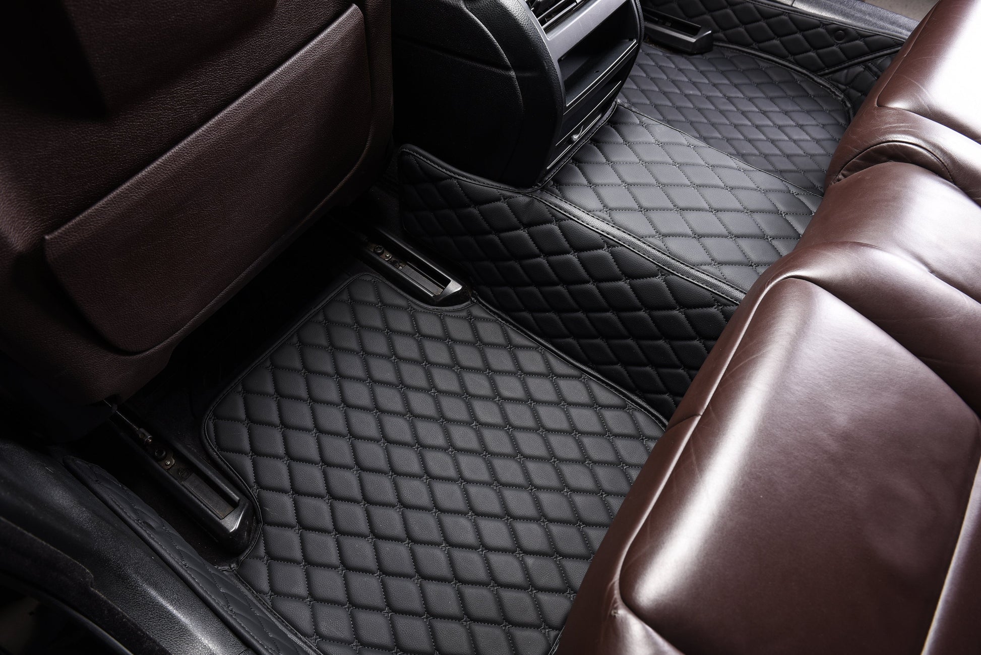 AutoMat Pro Premium Car Mats, With our premium car mats, we make sure that  you experience a balance of elegance, durability, protection and  affordability. 💎 Elegance: With our 3D
